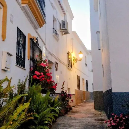 Casa Luna-rooftop Terrace-torrox Pueblo טורוקס
